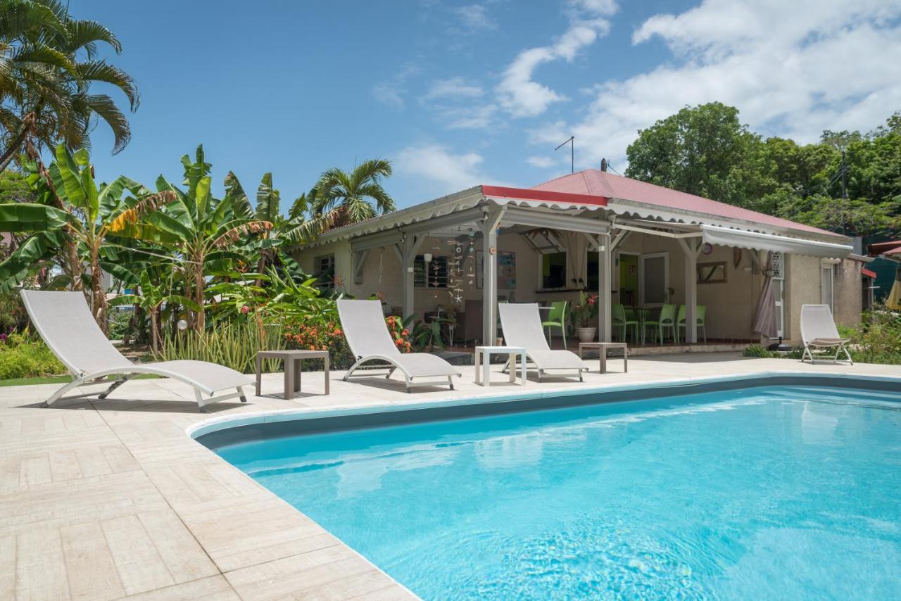 Hotel Les Bananiers Ле Госие Екстериор снимка