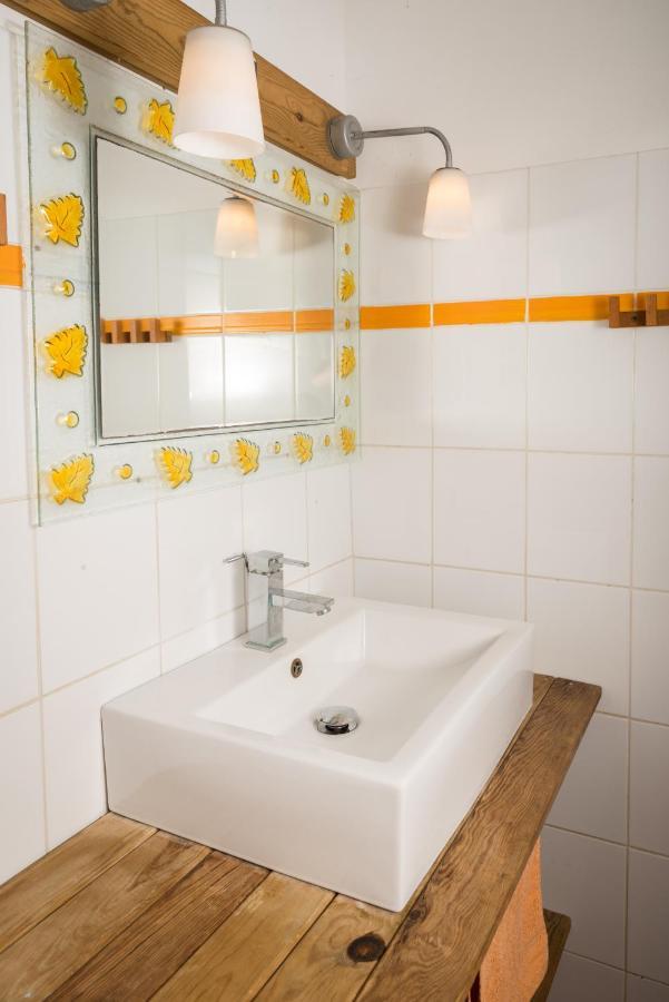 Hotel Les Bananiers Ле Госие Екстериор снимка